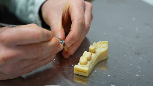 Sculpture en cire - travail de précision