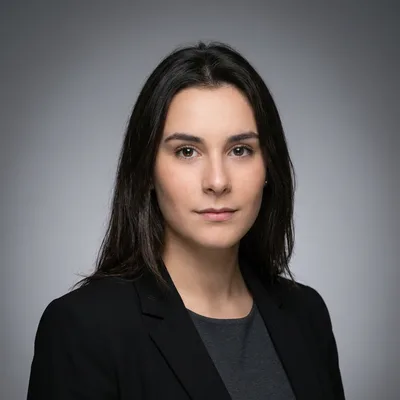 Portrait de Carla Tolila, ancien étudiant Aurlom