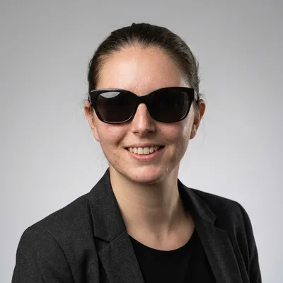 Portrait de Barbara Jarre, ancien étudiant Aurlom