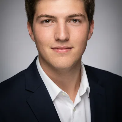 Portrait de Clément Baschet, ancien étudiant Aurlom