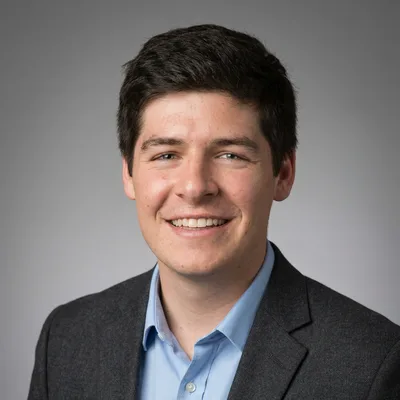 Portrait de Matthieu, ancien étudiant Aurlom